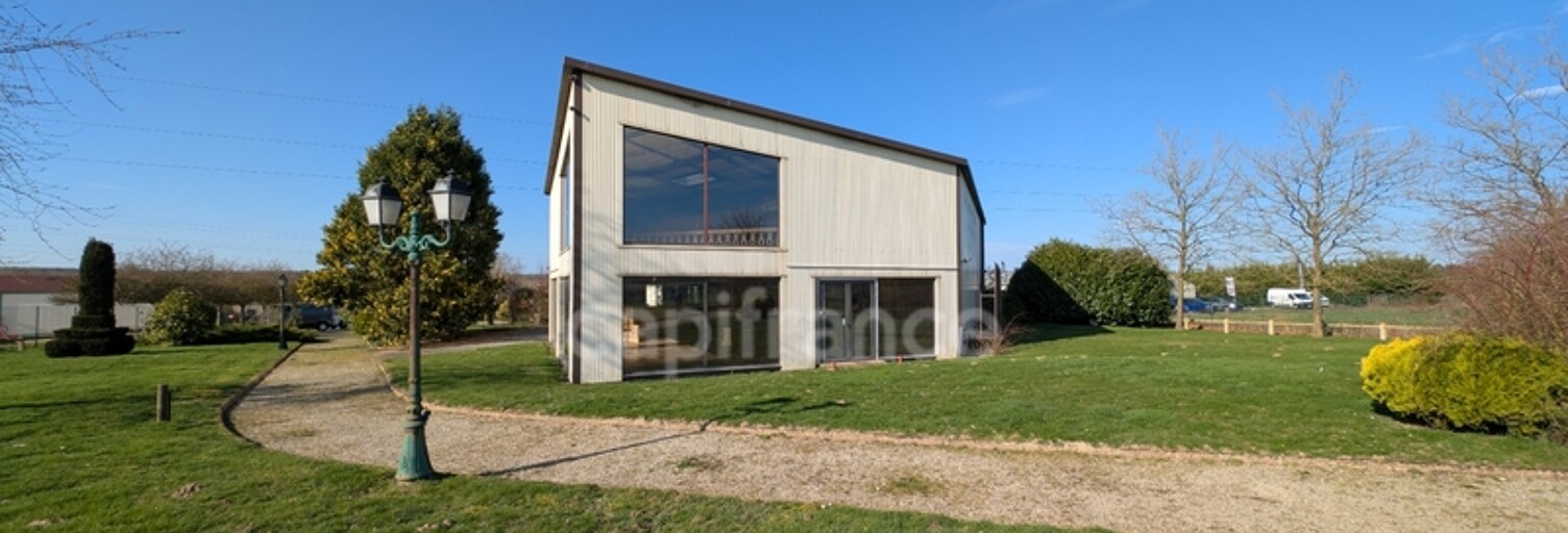 Local industriel  650 m² à vendre à Chandai (61300)