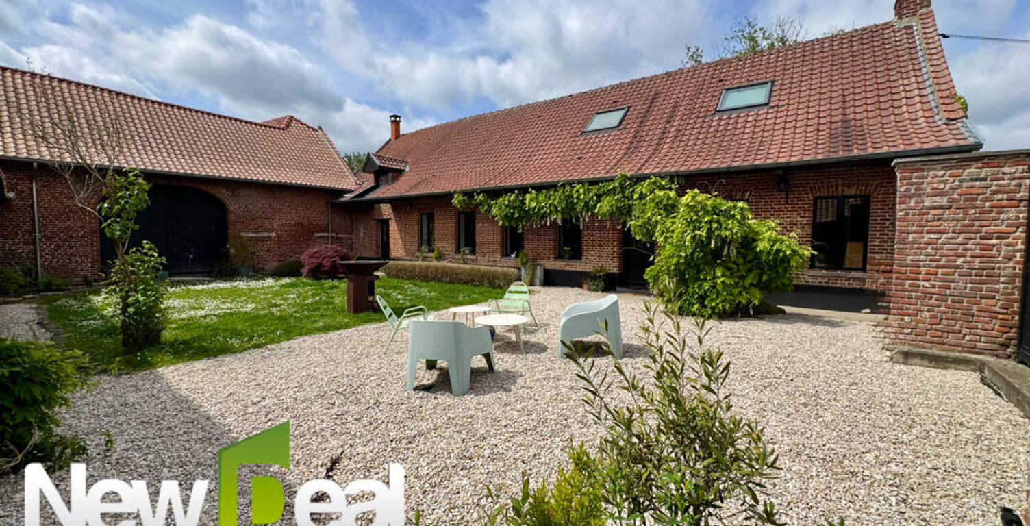 FERME AU CARRE / 3 CHAMBRES + UN BUREAU / 240M2 DE DEPENDANCES/ — photo 1