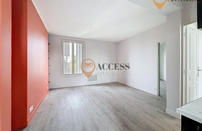 GROSLAY - Joli F3 avec pièce de vie spacieuse ! — photo 3
