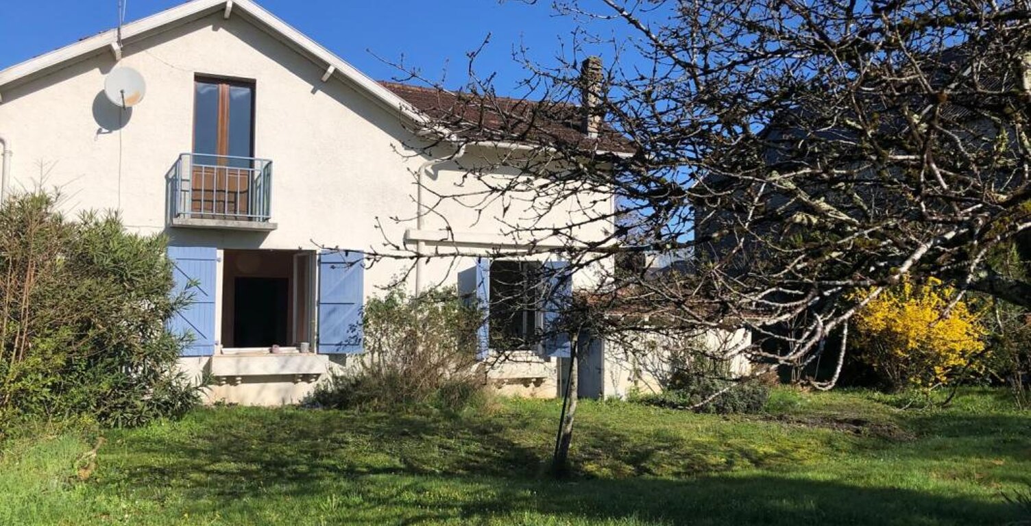 Maison ancienne à rénover, 8 pièces, jardin et garage 80 m² — photo 1