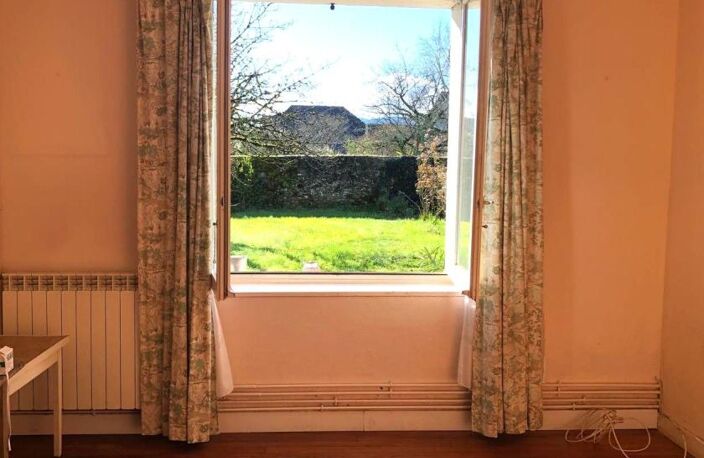 Maison ancienne à rénover, 8 pièces, jardin et garage 80 m² — photo 4