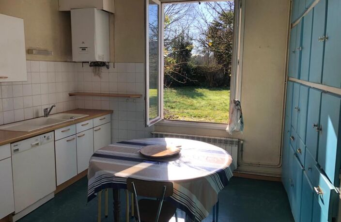 Maison ancienne à rénover, 8 pièces, jardin et garage 80 m² — photo 5