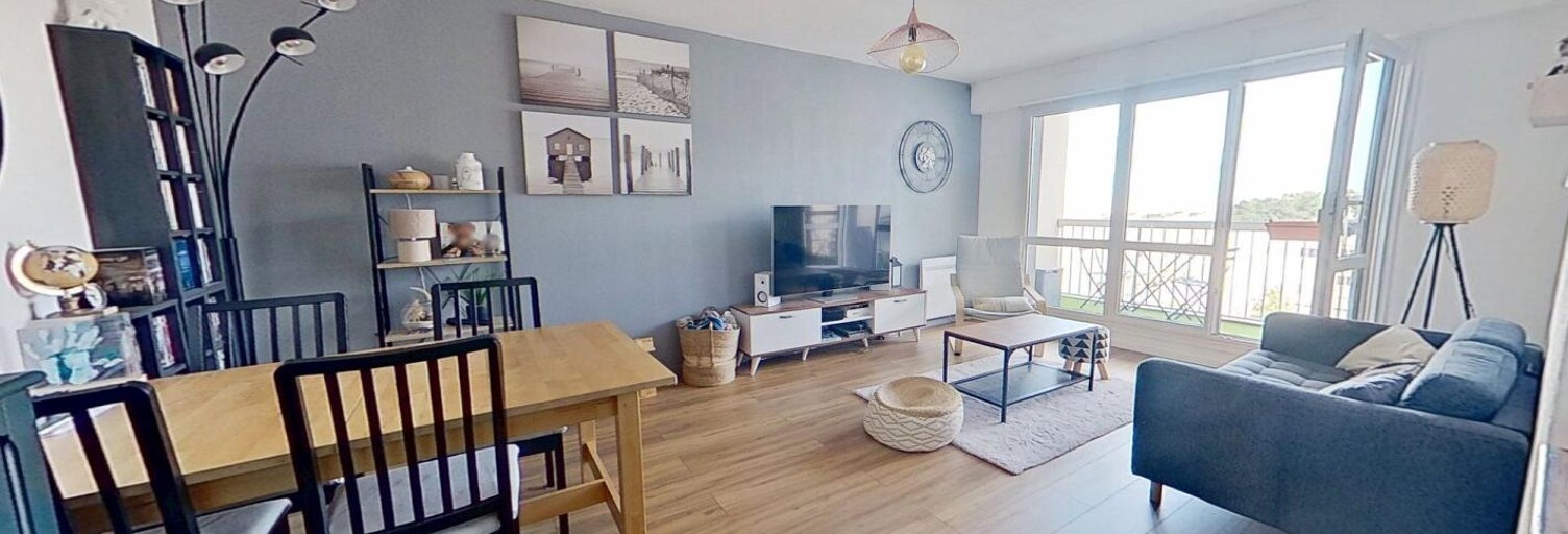 Commerce 4 Pièces 83 m² à vendre à Francheville (69340)