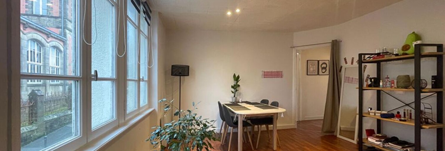 Immeuble  98 m² à vendre à Quimper (29000)