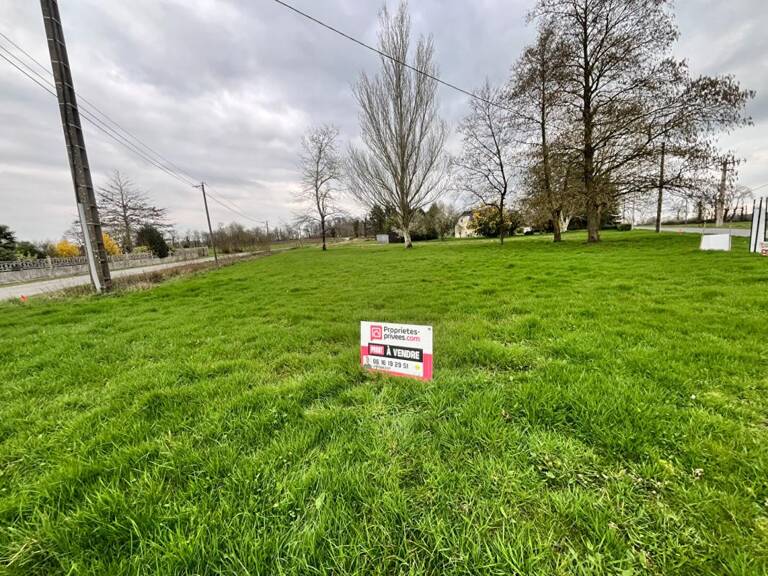 TERRAIN CONSTRUCTIBLE  22350 GUENROC — photo 1