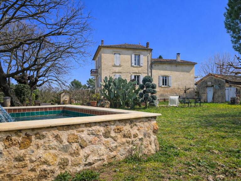 Maison de maître de caractère au coeur de la Provence - La Motte — photo 1