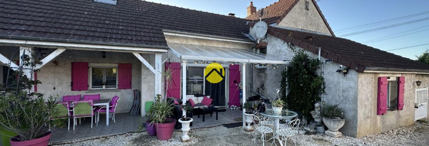 Maison 8 Pièces 172 m² à vendre à Torteron (18320)