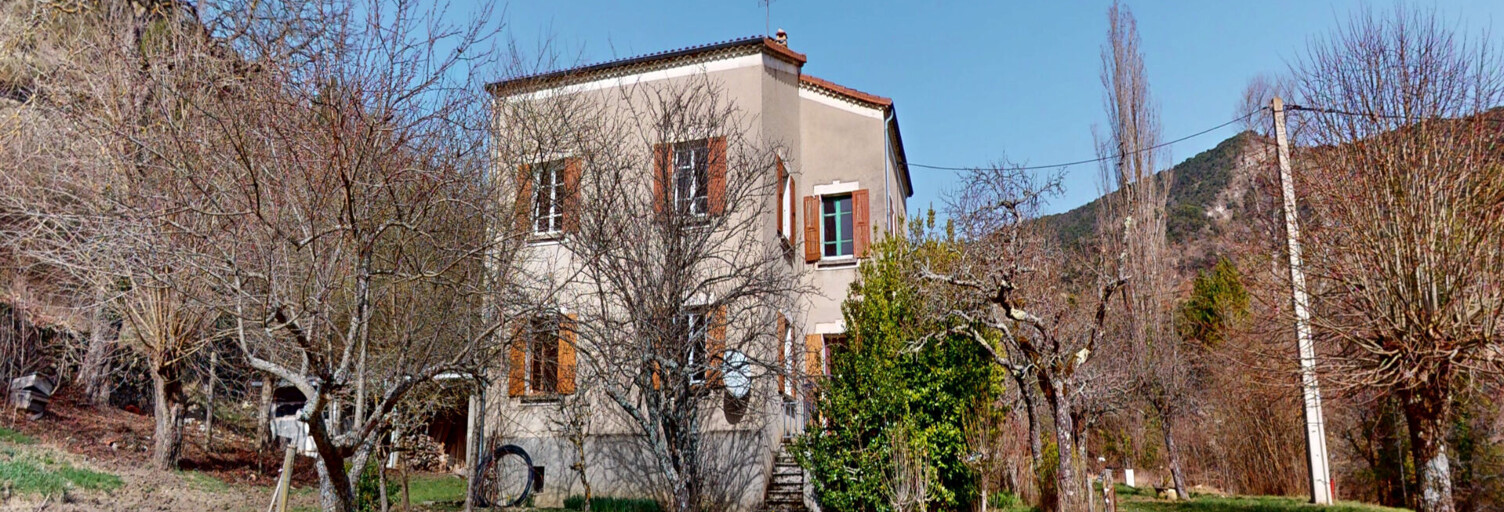 Maison 6 Pièces 150 m² à vendre à Eygluy-Escoulin (26400)