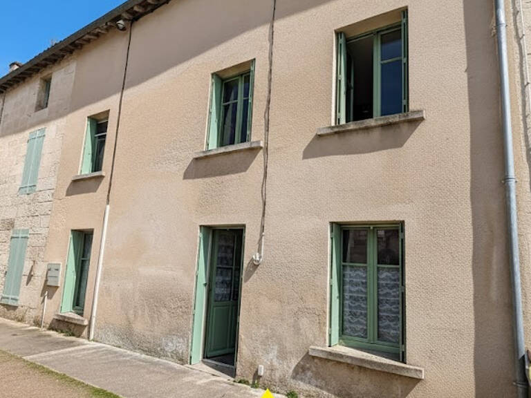 Maison de bourg de 99m2 Magné bourg — photo 1