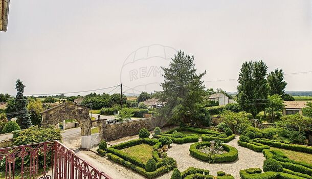 Villa / Maison 11 pièces  à vendre Lorignac 17240