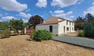 Maison 5 Pièces 147 m² à vendre à Les Velluire-sur-Vendée (85770)