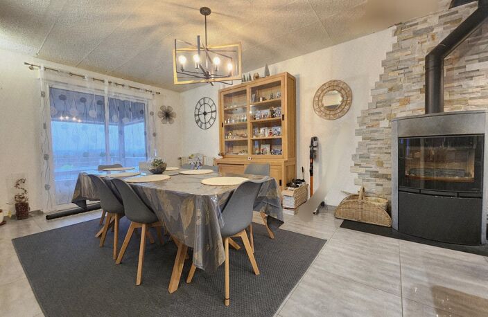 MAISON IDÉALE GRANDE FAMILLE , ARTISAN . — photo 3