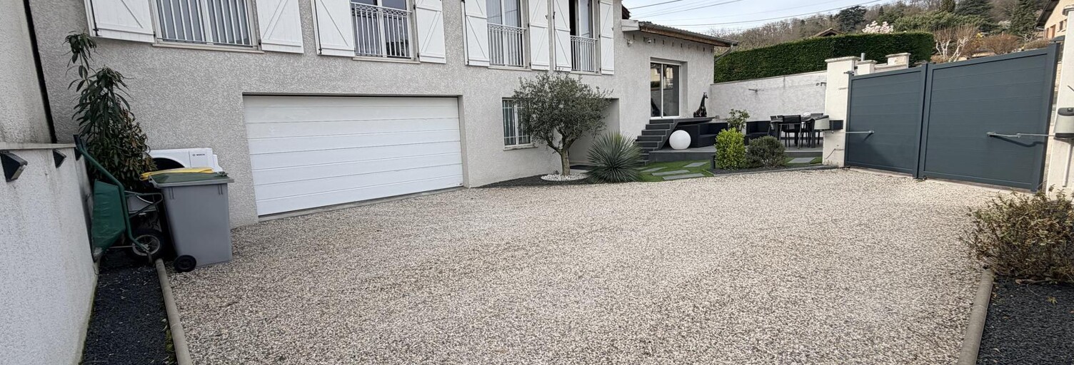 Maison 5 Pièces 147 m² à vendre à Reyrieux (01600)