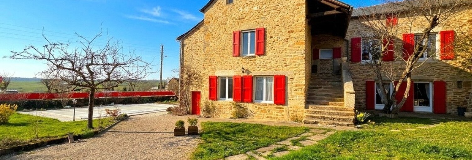 Maison 9 Pièces 277 m² à vendre à Sauveterre-de-Rouergue (12800)