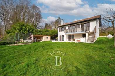 Maison 8 pièces 560000 €