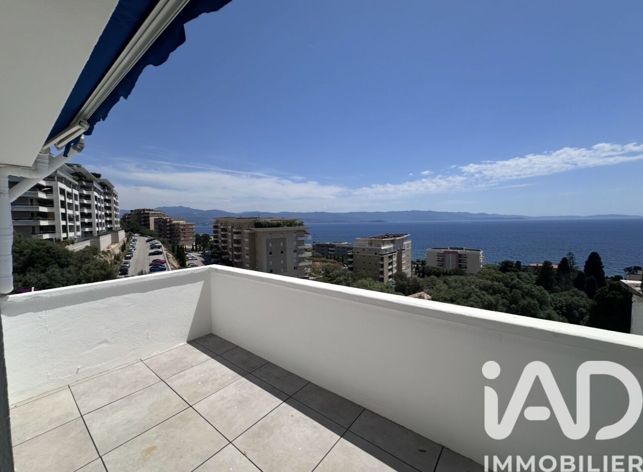 Vente Appartement 3 pièces - Photo 2