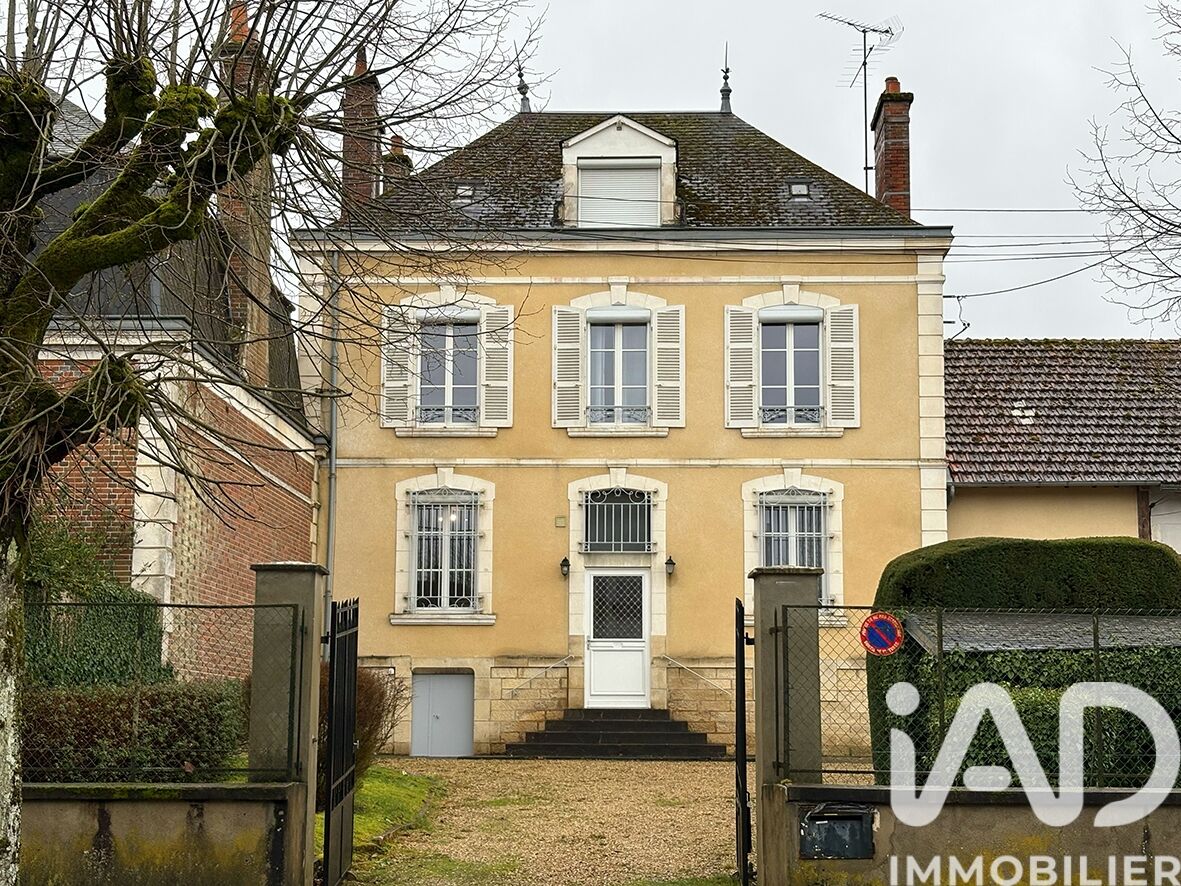 St-Fargeau - 163m² - 7p. - 5ch.