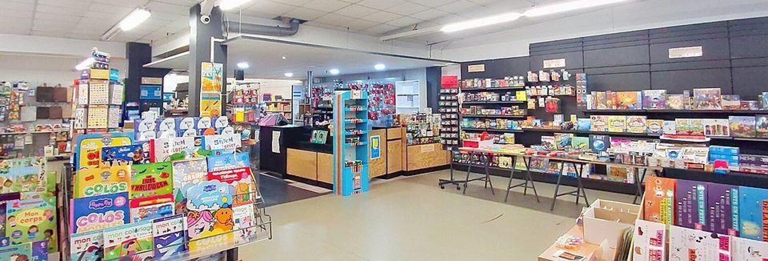 Commerce  360 m² à vendre à Montauban-de-Bretagne (35360)