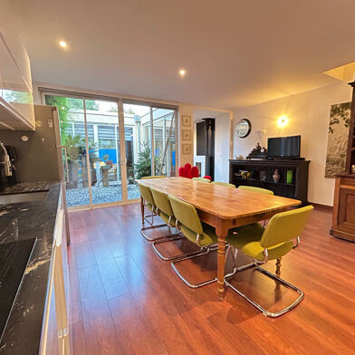 Maison 5 pièces 580000 €