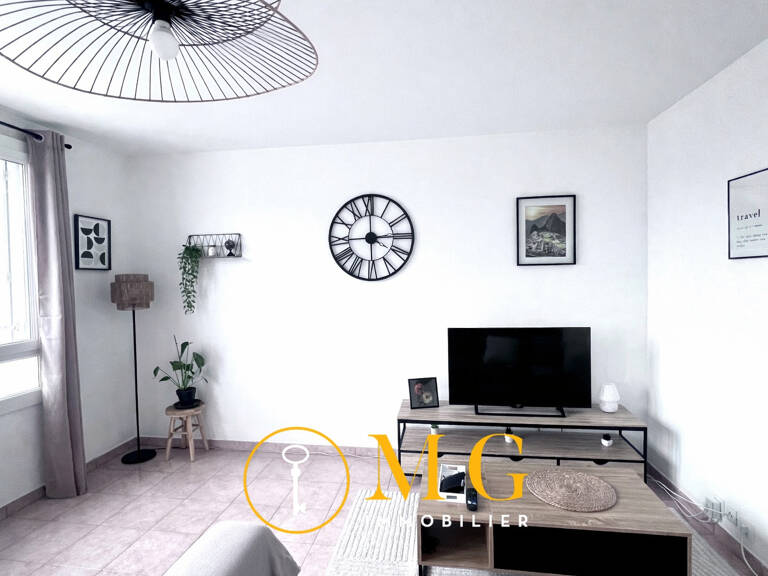 APPARTEMENT ACTUELLEMENT LOUÉ TYPE 4 AVEC GARAGE, BALCON ET CAVE. — photo 1