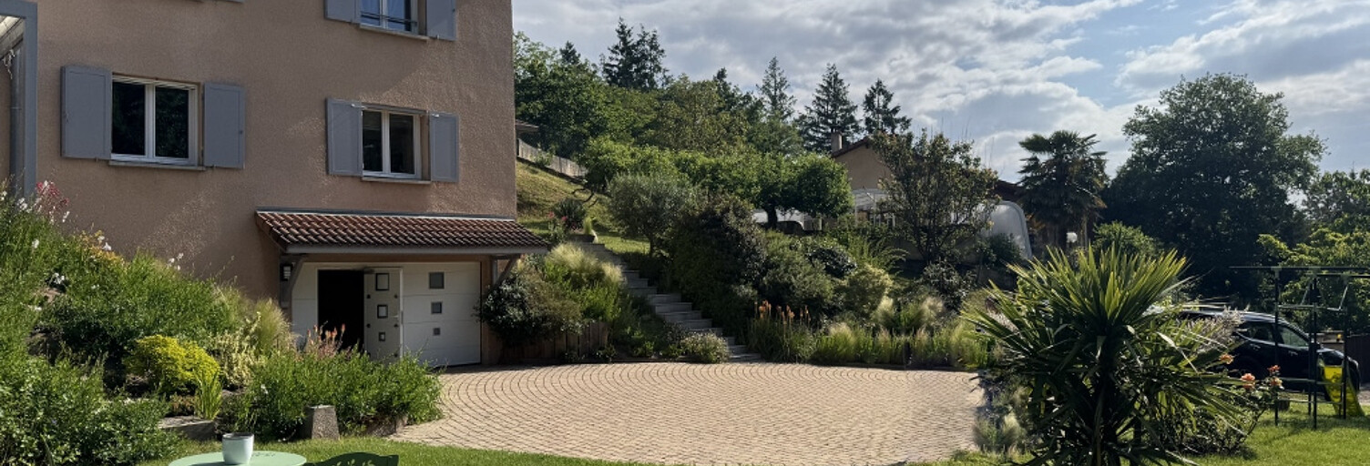 Maison 6 Pièces 135 m² à vendre à Saint-Genis-les-Ollières (69290)