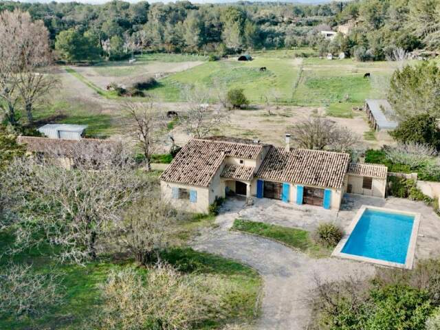 Maison À Vendre — photo du bien