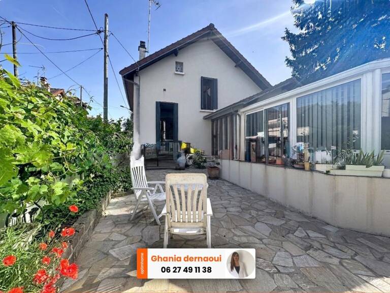 À 2 MIN DU RER E CHAMPIGNY  les boullereaux  – MAISON 123 M² HABITABLES – 4 CHAMBRES/GRAND SEJOUR– TERRAIN 400 M² – 2 GARAGES – ATELIER 30 M² — photo 1
