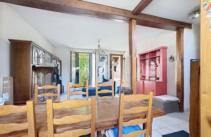 À 2 MIN DU RER E CHAMPIGNY  les boullereaux  – MAISON 123 M² HABITABLES – 4 CHAMBRES/GRAND SEJOUR– TERRAIN 400 M² – 2 GARAGES – ATELIER 30 M² — photo 5