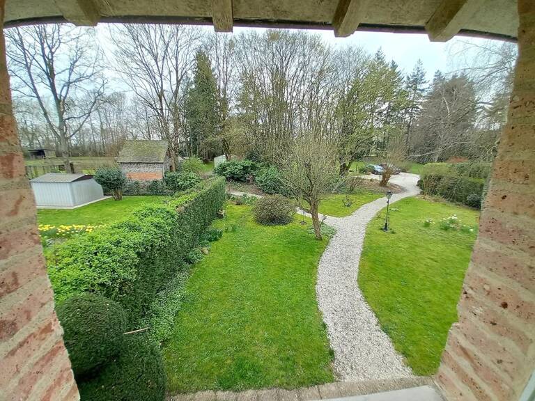 Maison de caractère 180m² – 1,35 hectare de nature aux portes de Laval (Bonchamp) — photo 1