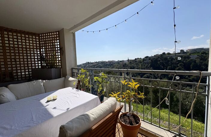 COLLINE DE BELLET - DOUBLE TERRASSE - GARAGE - PISCINE — photo 4