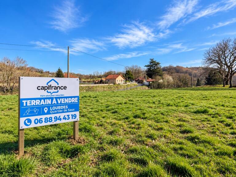 Terrain constructible de 3 152 m² — photo 1