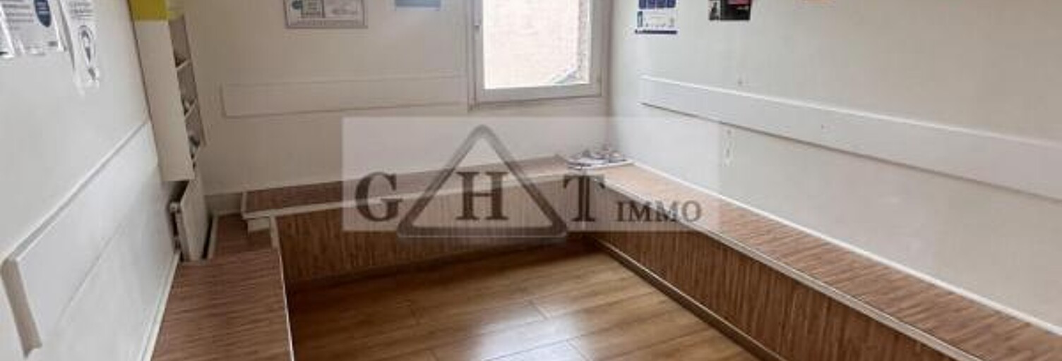 Bureau  21 m² à louer à Cergy (95800)