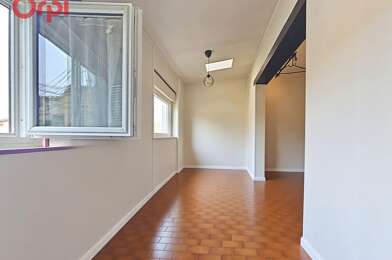 Appartement 3 pièces 134400 €