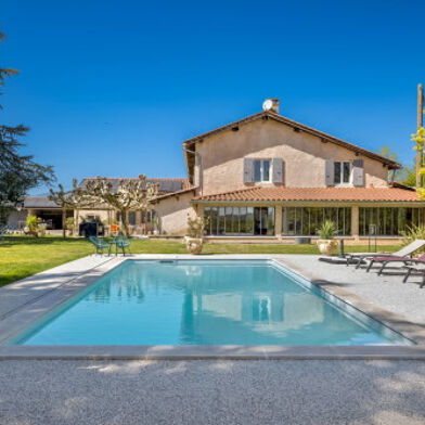 Maison 12 pièces 975000 €