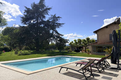 Maison 12 pièces 920000 €