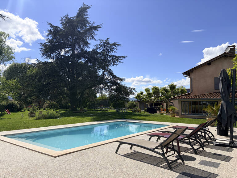 PROPRIETE 12 PIECES - 486M2 - IDEAL CHAMBRES D HOTES - BELLE — photo 1