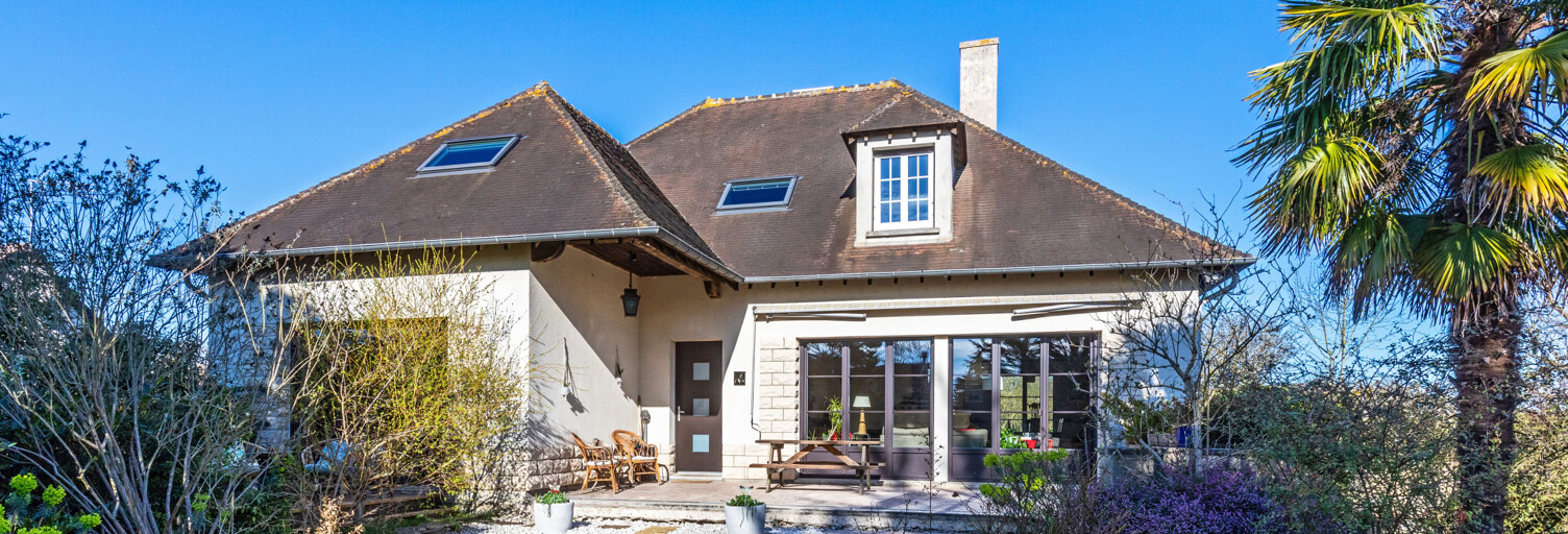 Maison 9 Pièces 200 m² à vendre à Osmoy (78910)