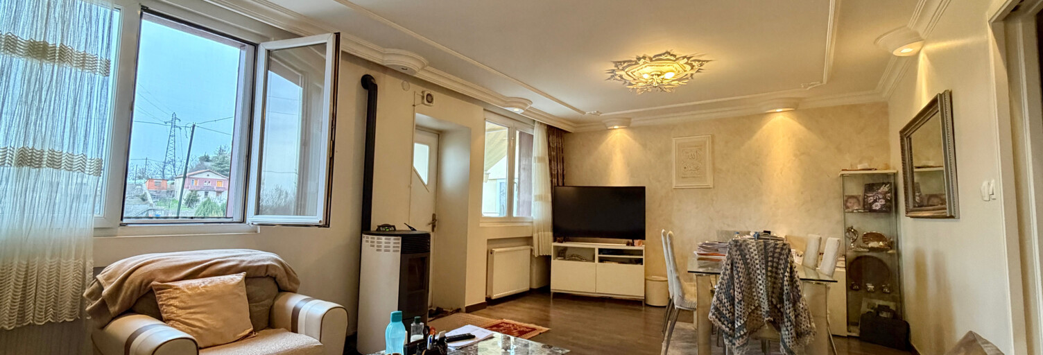 Immeuble  201 m² à vendre à La Ricamarie (42150)