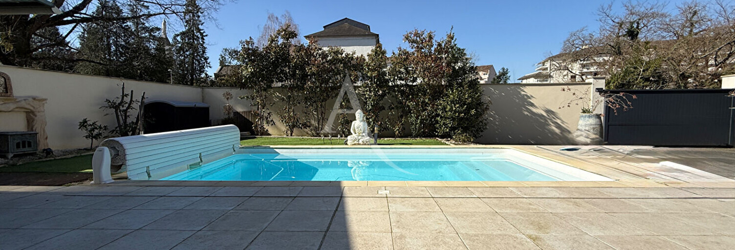 Maison 10 Pièces 265 m² à vendre à Pau (64000)