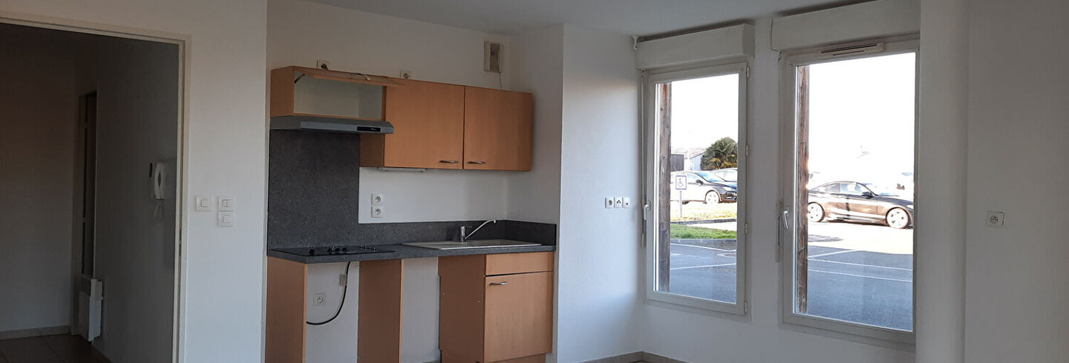 Appartement 1 Pièce 36 m² à vendre à Pons (17800)