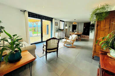 Maison 8 pièces 434520 €