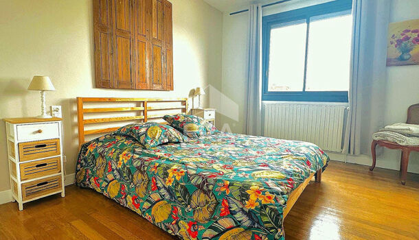 Villa / Maison 8 pièces  à vendre Lescar 64230