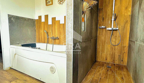 Villa / Maison 8 pièces  à vendre Lescar 64230