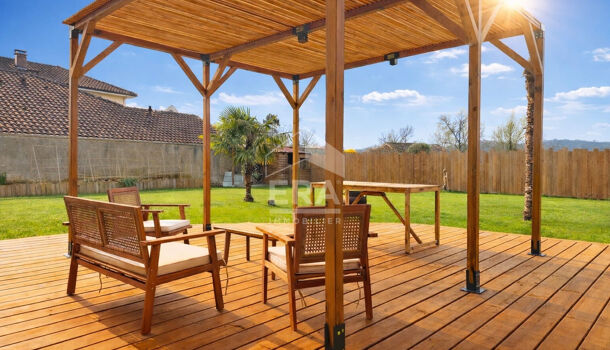 Villa / Maison 8 pièces  à vendre Lescar 64230