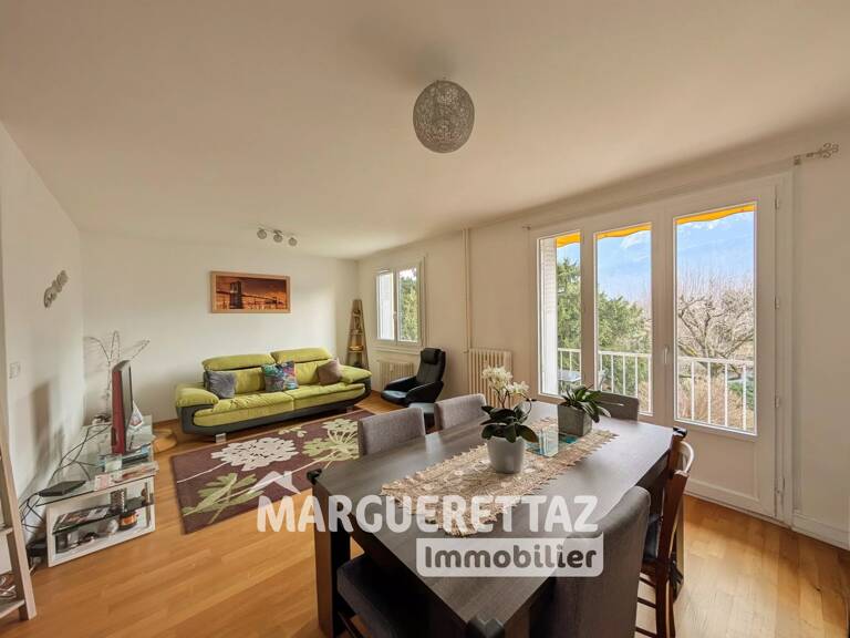 T3 de 67m² avec cave - Bonneville — photo 1