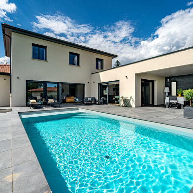 Maison 7 pièces 1330000 €