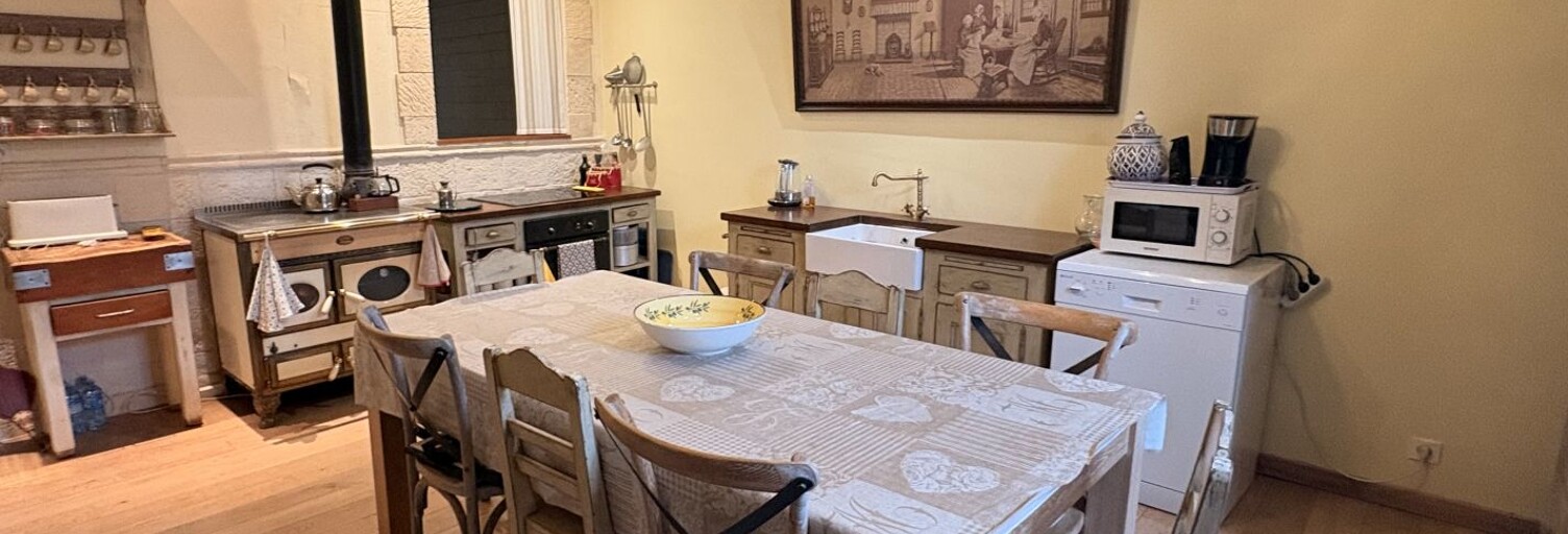 Maison 8 Pièces 213 m² à vendre à Terval (85120)