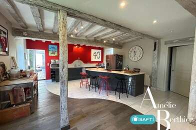 Maison 8 pièces 599000 €