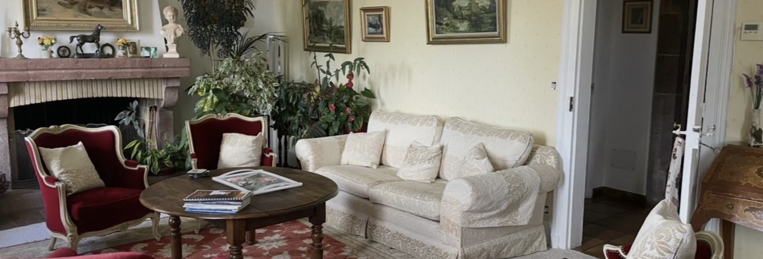 Maison 6 Pièces 180 m² à vendre à La Loubière (12740)