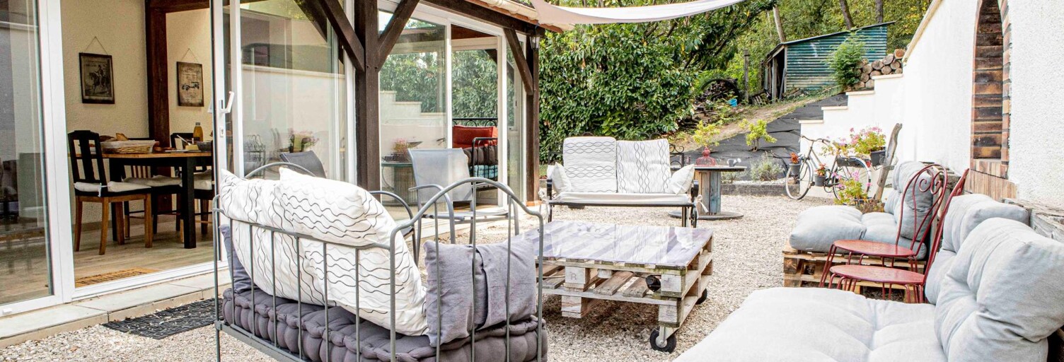 Maison 8 Pièces 245 m² à vendre à Saint-Pierre-lès-Nemours (77140)